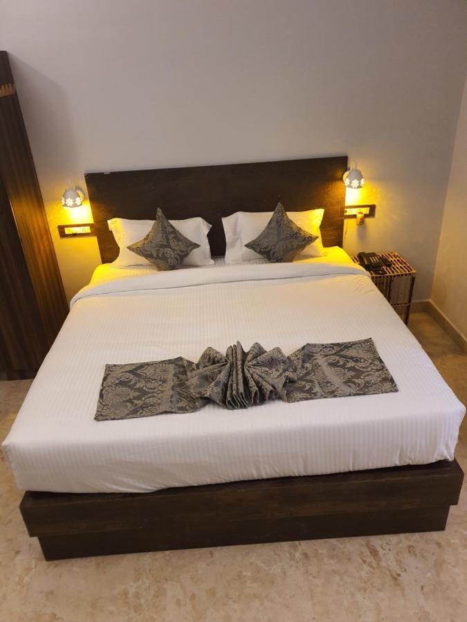 Le Supreme Inn Puducherry Exterior foto