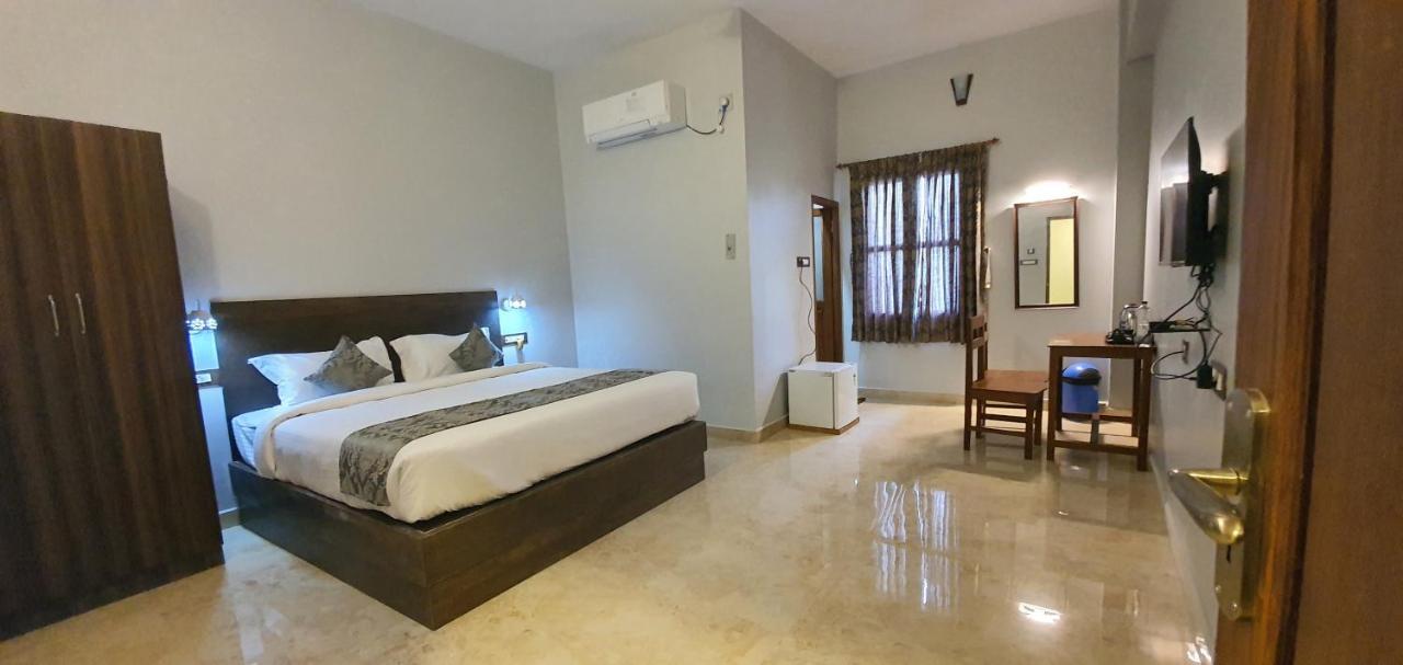Le Supreme Inn Puducherry Exterior foto